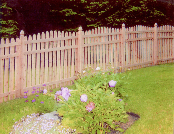 wood fence in knoxville tennessee